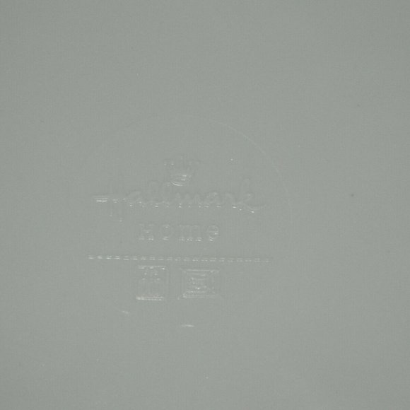 Hallmark Home Nibble Time Snack Plates 2 Set of 4 New - Picture 5 of 5